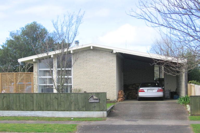 Photo of property in 32 Ashurst Avenue, Pukete, Hamilton, 3200