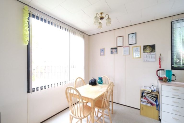 Photo of property in 3/9 Ireland Place, Ranui, Auckland, 0612