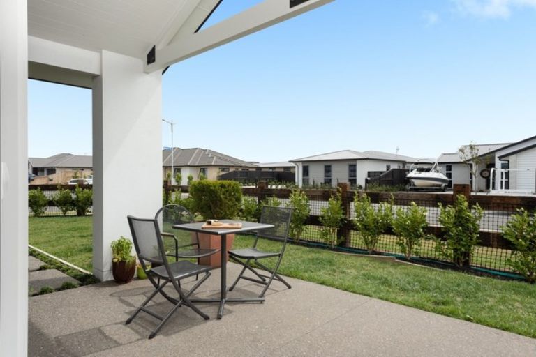 Photo of property in 62 Penetaka Heights, Pyes Pa, Tauranga, 3112