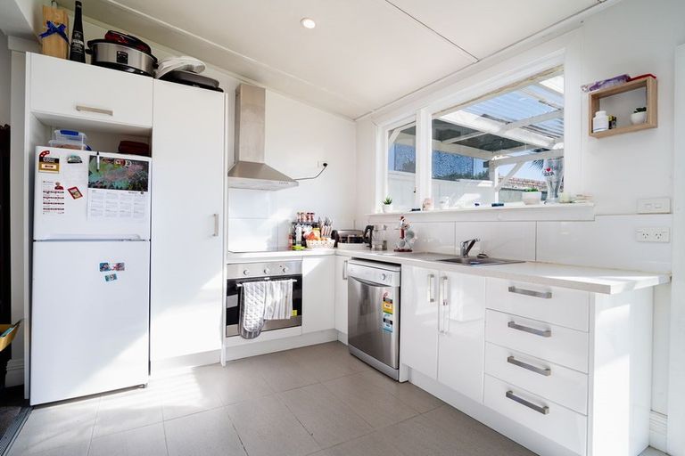 Photo of property in 42 Douglas Street, Saint Kilda, Dunedin, 9012