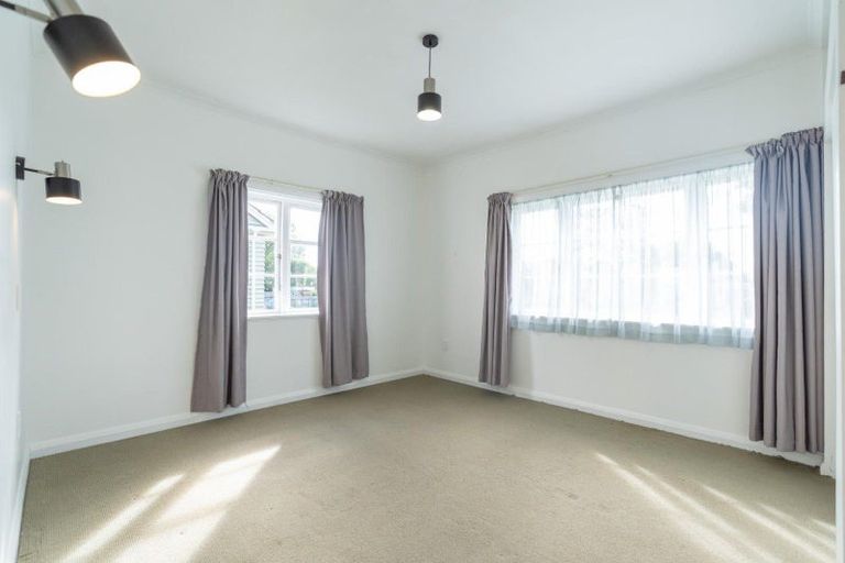 Photo of property in 256 College Street, West End, Palmerston North, 4412