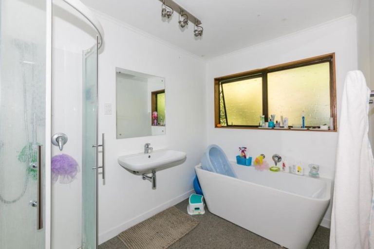 Photo of property in 42 James Cook Street, Havelock North, 4130