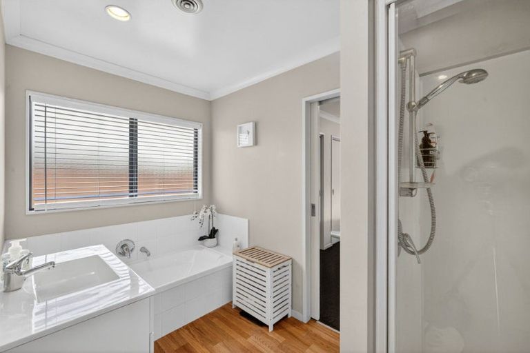 Photo of property in 28 Lisa Place, Brookfield, Tauranga, 3110