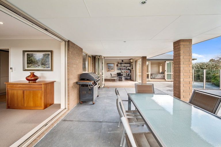 Photo of property in 82 Merriman Place, Pyes Pa, Tauranga, 3112