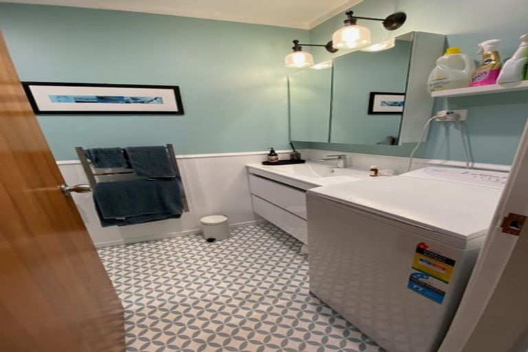 Photo of property in 34 Blackbridge Road, Wadestown, Wellington, 6012