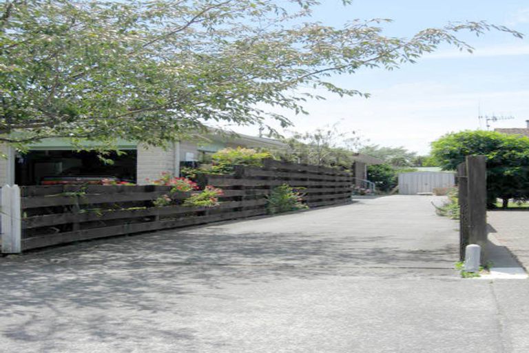 Photo of property in 32 South Street, Feilding, 4702