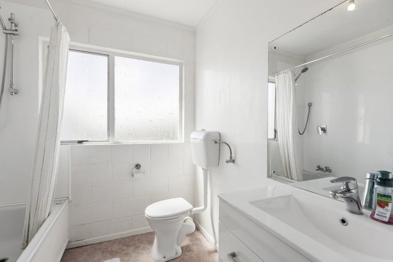 Photo of property in 3/201 Derwent Street, Island Bay, Wellington, 6023