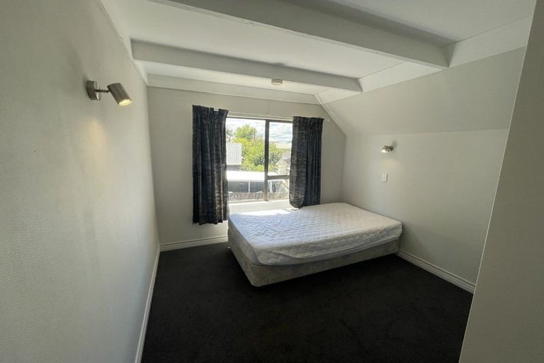 Photo of property in 296b Mangorei Road, Merrilands, New Plymouth, 4312