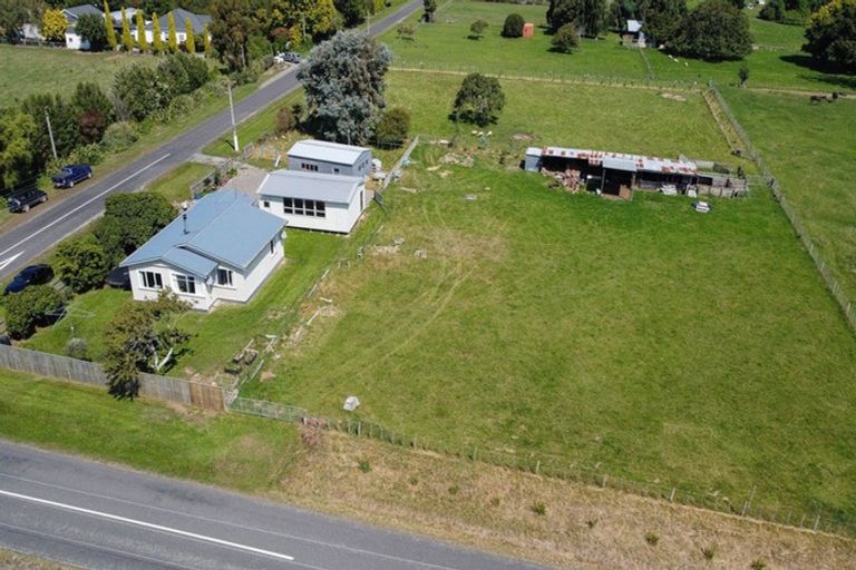 Photo of property in 53 Tipapakuku Road, Dannevirke, 4930