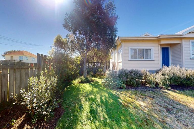 Photo of property in 104 Gonville Avenue, Gonville, Whanganui, 4501