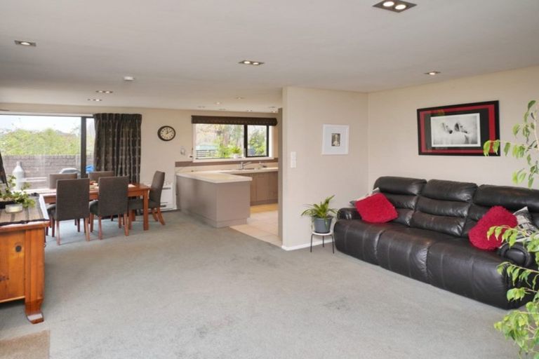 Photo of property in 617 Johns Road, Harewood, Christchurch, 8051