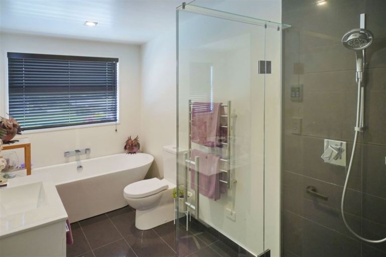 Photo of property in 1 Blackadder Road, Pegasus, 7612