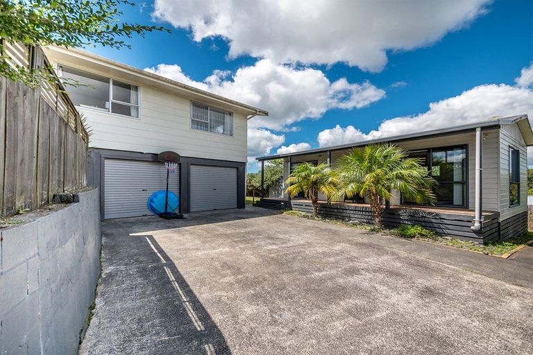 Photo of property in 19 Gill Drive, Kawakawa, 0210