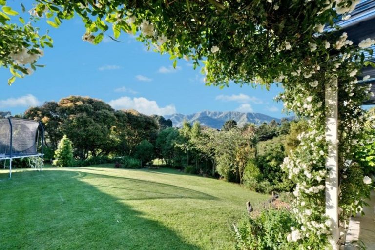 Photo of property in 7 Te Papau Crescent, Diamond Harbour, 8972