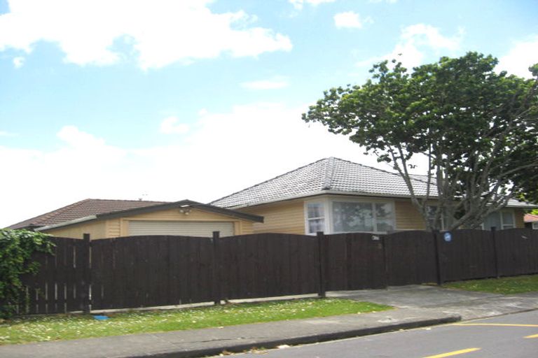 Photo of property in 25 Edinburgh Avenue, Rosehill, Papakura, 2113