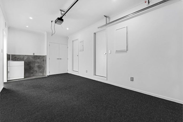 Photo of property in 9a John Street, Mangere East, Auckland, 2024