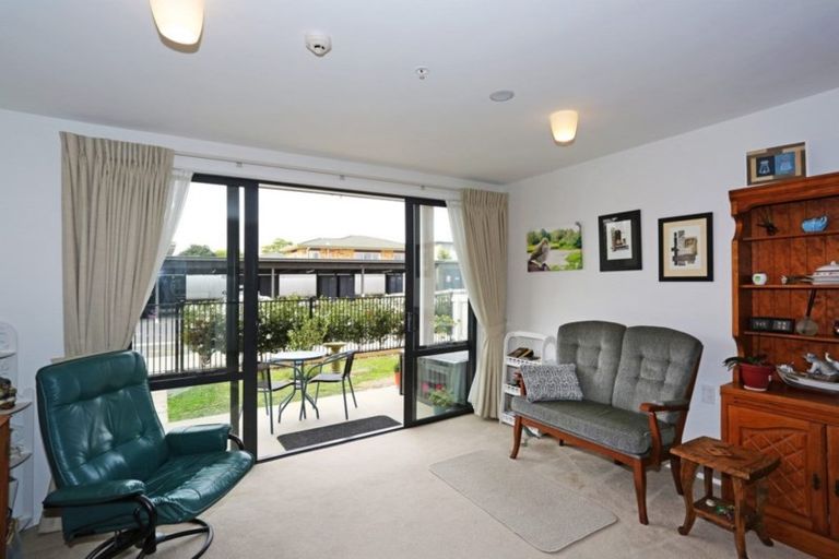 Photo of property in 4/104 Edinburgh Street, Pukekohe, 2120