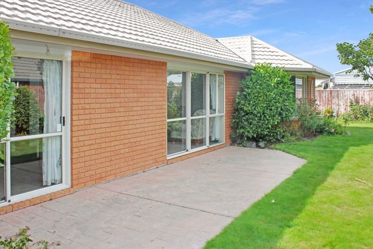 Photo of property in 39 Showgate Avenue, Sockburn, Christchurch, 8042