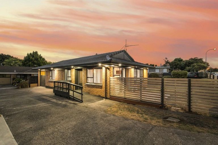 Photo of property in 208 Victoria Street West, Pukekohe, 2120