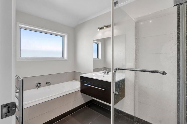 Photo of property in 112 Wills Road, Bell Block, New Plymouth, 4312