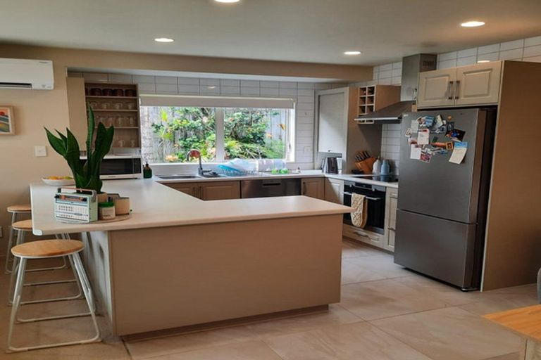 Photo of property in 22 Torkar Road, Clarks Beach, 2122