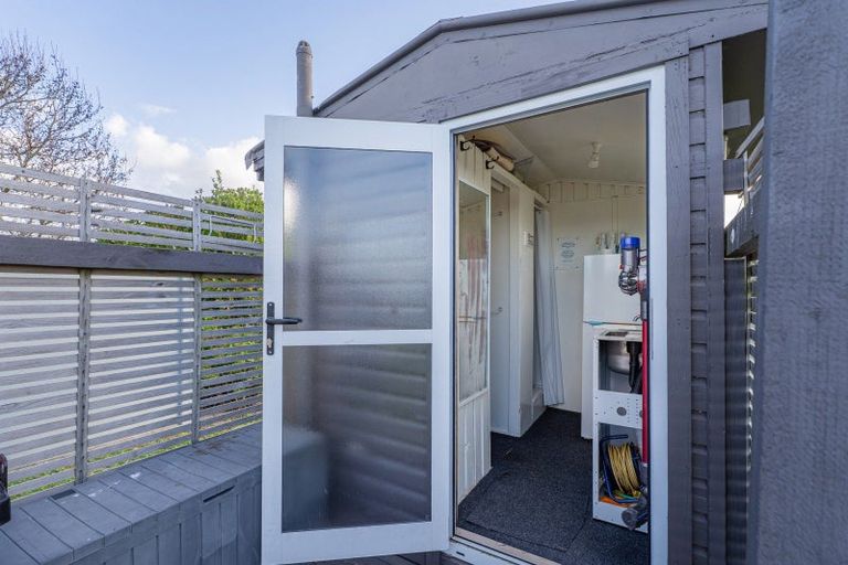 Photo of property in 32 Arawa Lane, Whitianga, 3510