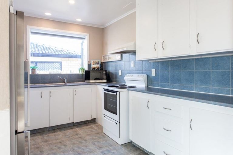 Photo of property in 118 Gloucester Road, Manurewa, Auckland, 2102