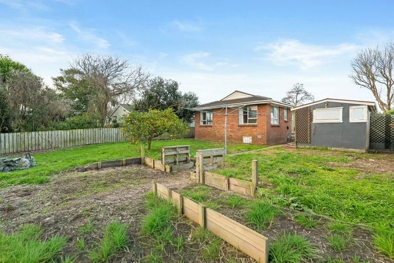 Photo of property in 21 Rountree Place, Conifer Grove, Takanini, 2112