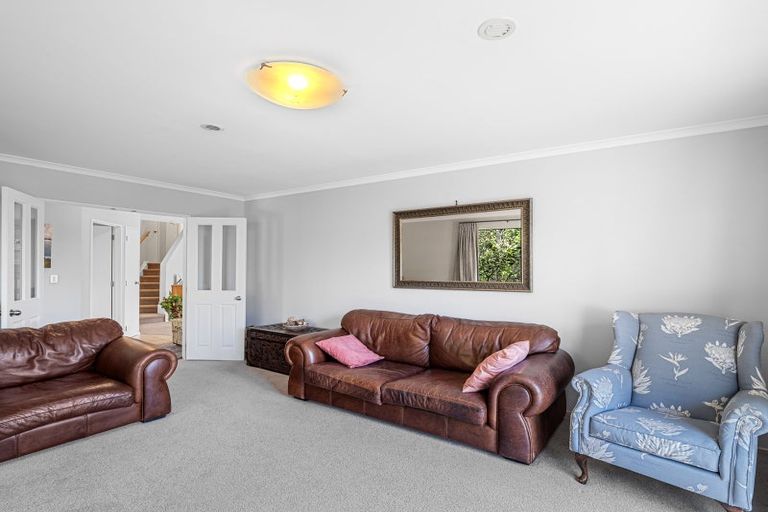 Photo of property in 15 Glenreagh Place, Torbay, Auckland, 0630