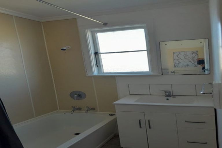 Photo of property in 38 Neville Street, Spreydon, Christchurch, 8024