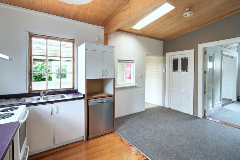 Photo of property in 51 Albert Street, Masterton, 5810