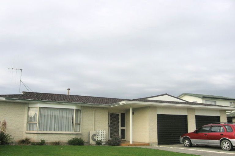 Photo of property in 31 Pencarrow Street, Highbury, Palmerston North, 4412