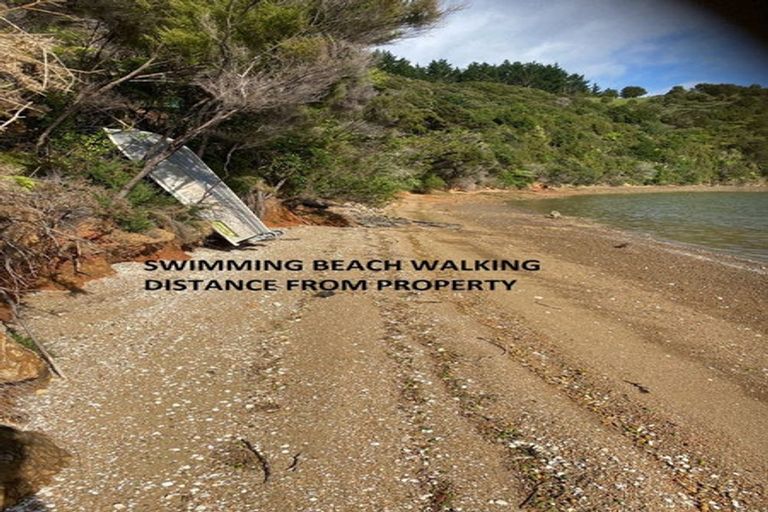 Photo of property in 114a Ranui Road, Karetu, 0283