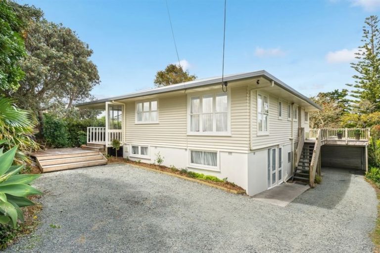 Photo of property in 3 East Avenue, Manly, Whangaparaoa, 0930