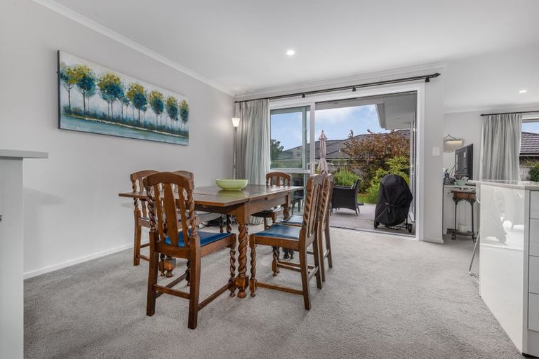 Photo of property in 27 Waipunahau Road, Waikanae, 5036