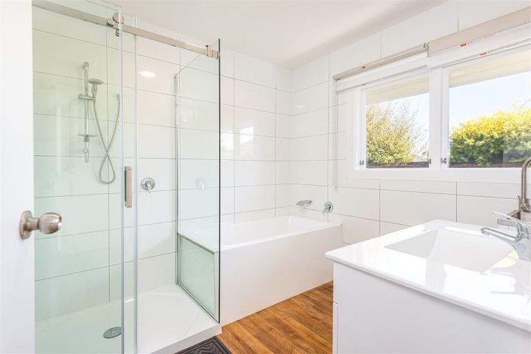 Photo of property in 82 Main North Road, Papanui, Christchurch, 8052