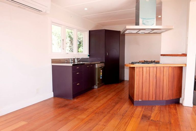 Photo of property in 13 The Esplanade, Raumati South, Paraparaumu, 5032