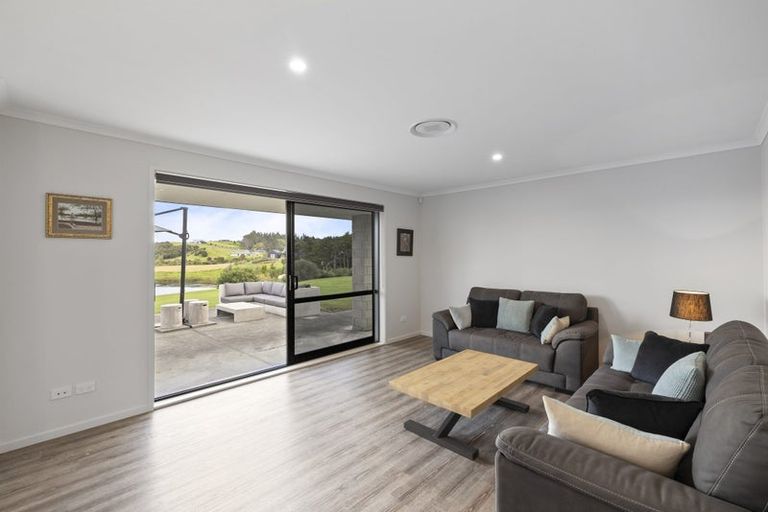Photo of property in 34 Woodleigh Lane, Mangawhai, 0573