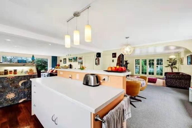 Photo of property in 67 Broadway, Waitara, 4320