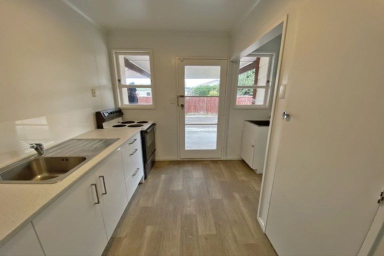 Photo of property in 676 Main Street, Palmerston North, 4414