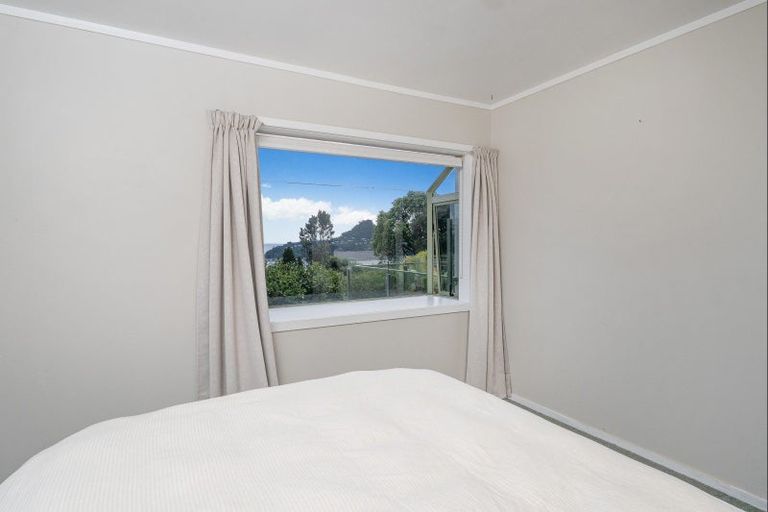Photo of property in 13 Tairua Heights, Tairua, 3508