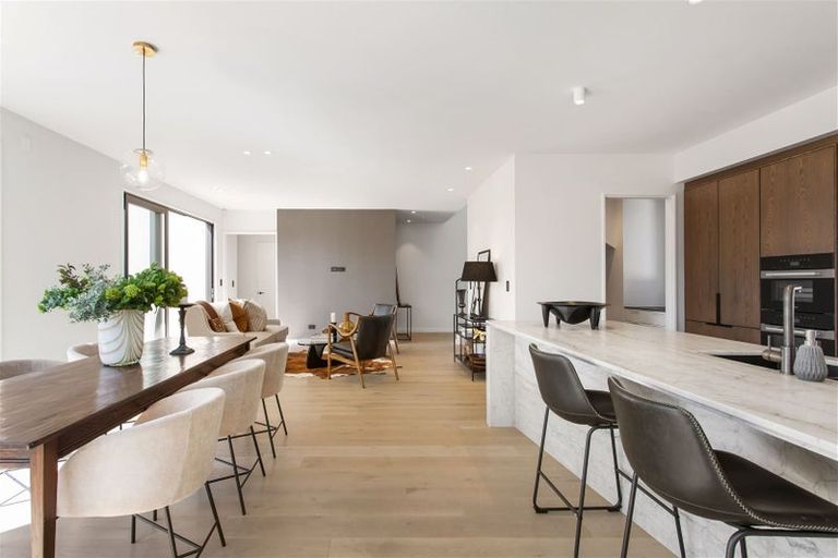 Photo of property in 12a Memorial Avenue, Ilam, Christchurch, 8053