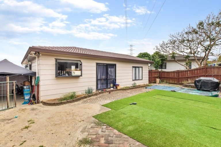 Photo of property in 6 Crail Court, Totara Heights, Auckland, 2105