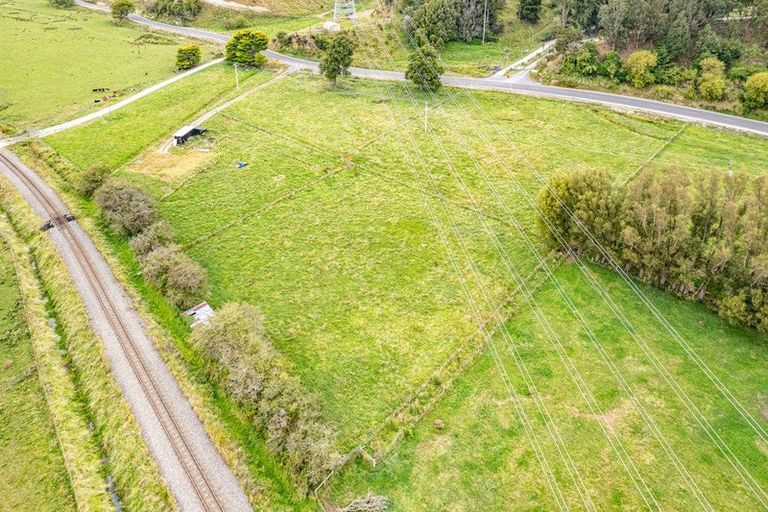 Photo of property in 500 No 3 Line, Okoia, Wanganui, 4582
