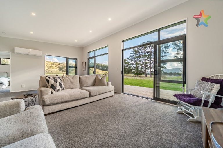 Photo of property in 9 Turksma Lane, Kaitoke, 5018