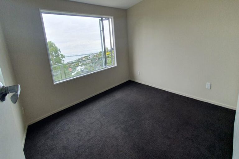 Photo of property in 151 Mount Pleasant Road, Mount Pleasant, Christchurch, 8081