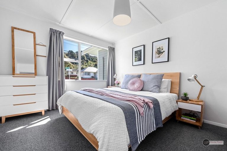 Photo of property in 94 Judd Crescent, Naenae, Lower Hutt, 5011