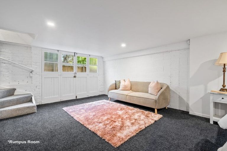 Photo of property in 47 Grande Vue Road, Hillpark, Auckland, 2102