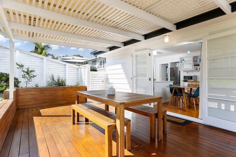 Photo of property in 11 Mount Taylor Drive, Glendowie, Auckland, 1071