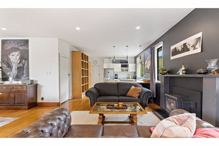 Photo of property in 18 Birdwood Avenue, Beckenham, Christchurch, 8023